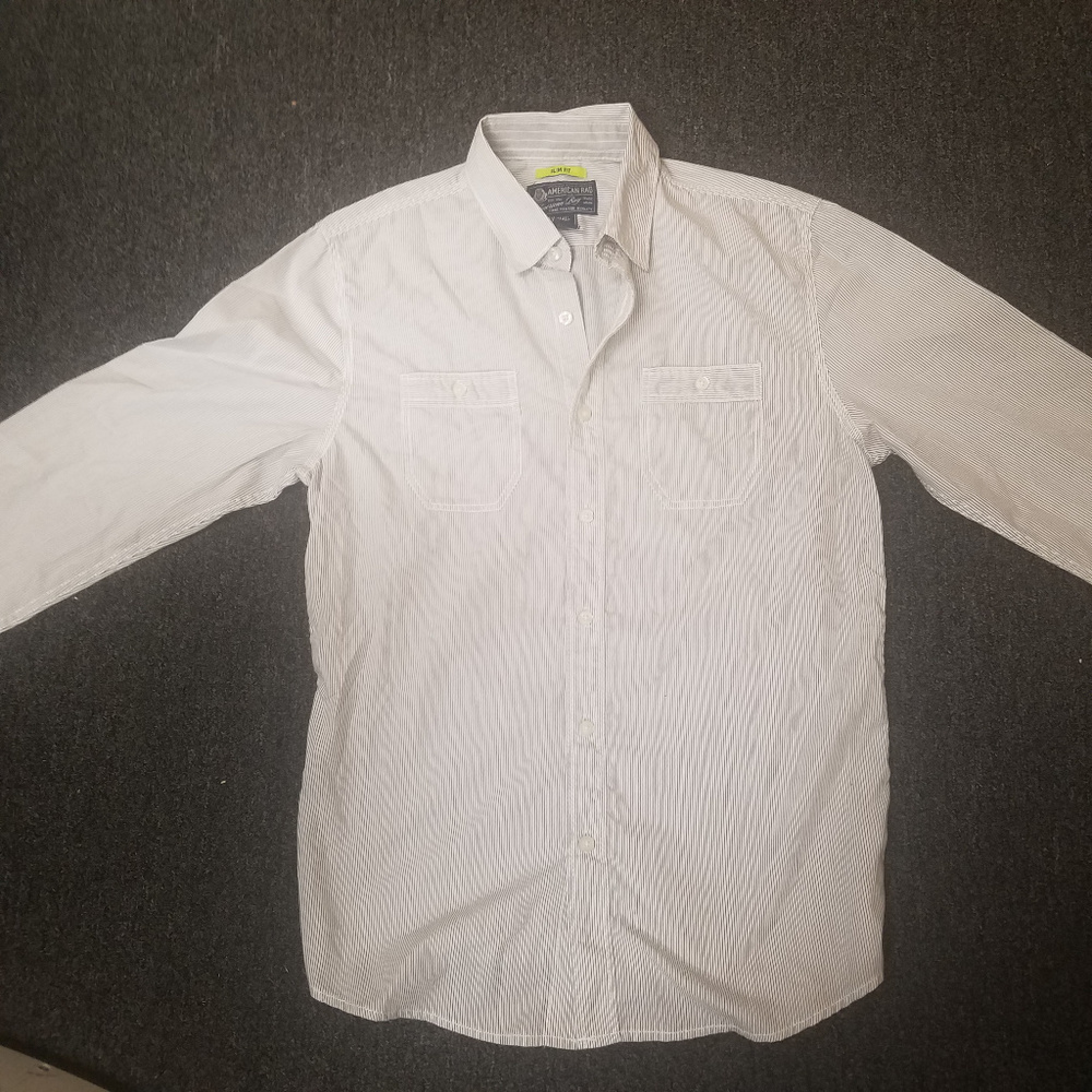 American Rag Mens Buttonup Shirt Silm Fit